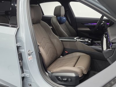2024 BMW 5 SERIES — миниатюра 12