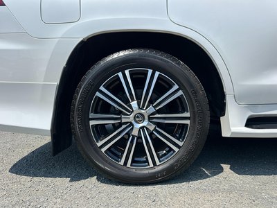 صورة مصغرة 78 لـ 2018 Lexus LX