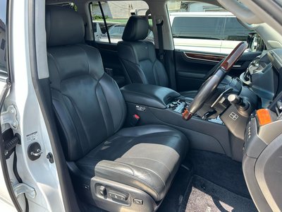 صورة مصغرة 11 لـ 2018 Lexus LX