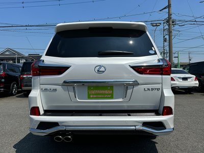 2018 Lexus LX — фото 6