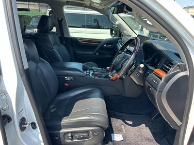 صورة مصغرة 12 لـ 2018 Lexus LX
