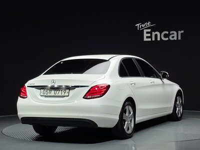 MERCEDES-BENZ C-CLASS - 3