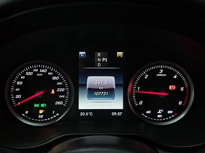 MERCEDES-BENZ C-CLASS - 8
