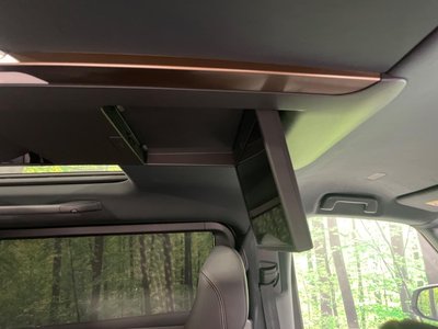 2024 Toyota ALPHARD — миниатюра 38
