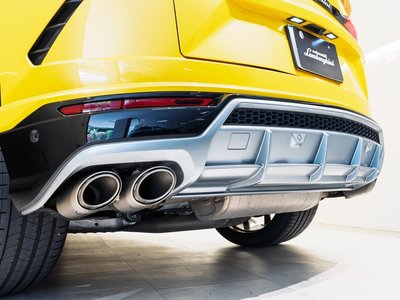 LAMBORGHINI URUS - 9