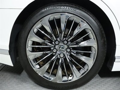 2018 Lexus LS thumbnail 20