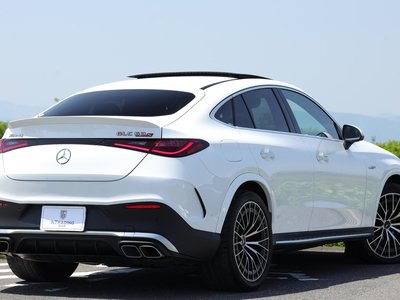 MERCEDES-BENZ GLC AMG - 6