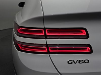 GENESIS GV80 - 10