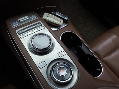 صورة مصغرة 12 لـ 2021 Genesis GV70