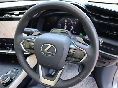 صورة مصغرة 63 لـ 2023 Lexus RZ