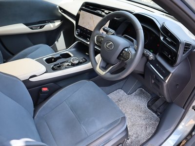 صورة مصغرة 47 لـ 2023 Lexus RZ