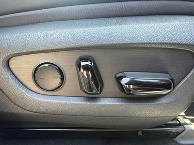 2023 Lexus RX thumbnail 37