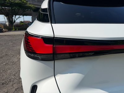 2023 Lexus RX thumbnail 27