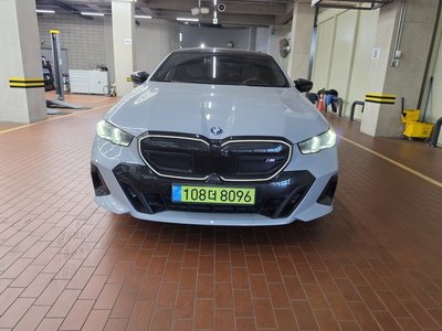 2024 BMW I5 照片 2