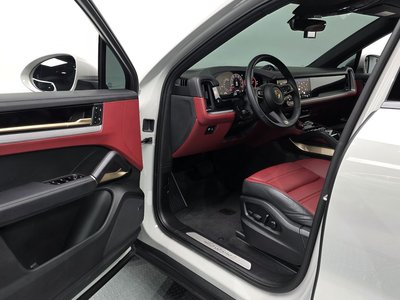 صورة مصغرة 13 لـ 2023 Porsche CAYENNE