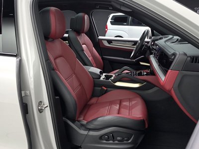 صورة مصغرة 17 لـ 2023 Porsche CAYENNE