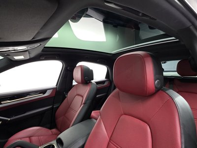 صورة مصغرة 22 لـ 2023 Porsche CAYENNE