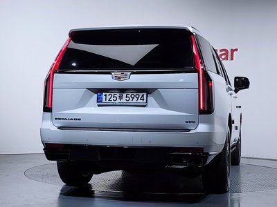 CADILLAC ESCALADE - 3