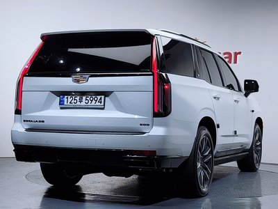 CADILLAC ESCALADE - 4