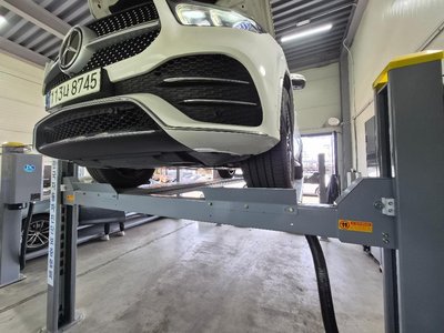 MERCEDES-BENZ GLE - 1