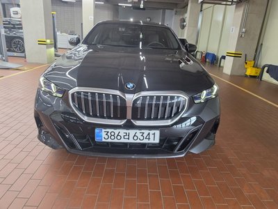 صورة 1 لـ 2026 BMW 5 SERIES