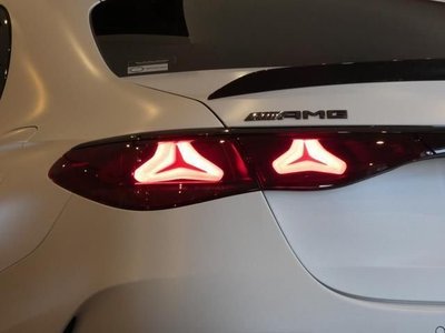MERCEDES-BENZ E-CLASS - 4
