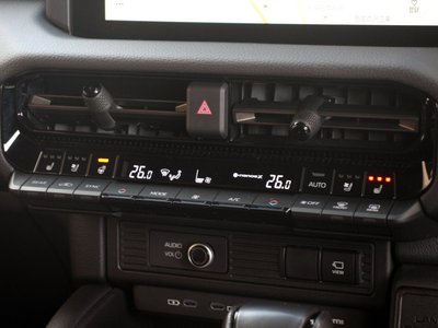 TOYOTA LAND CRUISER 250 - 9