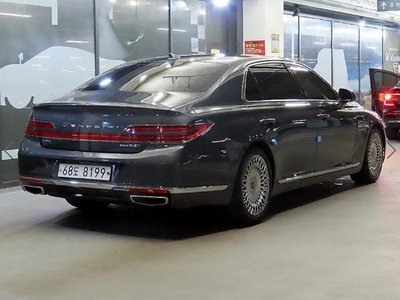 صورة 3 لـ 2019 GENESIS G90