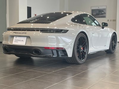 PORSCHE 911 - 6