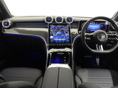 MERCEDES-BENZ GLC - 7