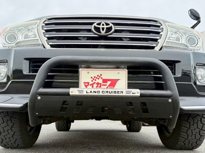 TOYOTA LAND CRUISER 200 - 5