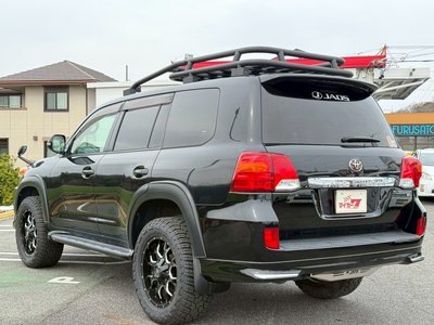 TOYOTA LAND CRUISER 200 - 8