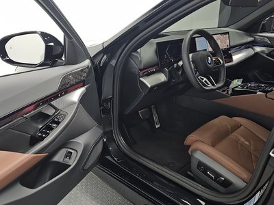 2025 BMW 5 SERIES — миниатюра 17