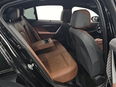 2025 BMW 5 SERIES — миниатюра 16