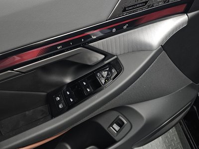 2025 BMW 5 SERIES — миниатюра 26