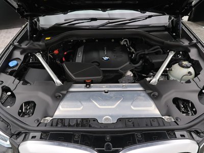 2022 BMW X4 — миниатюра 15