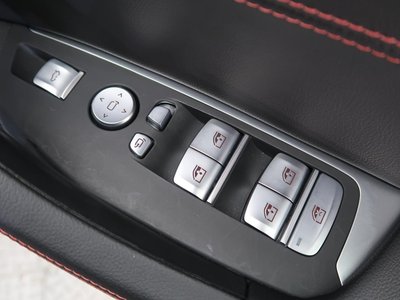 2022 BMW X4 — миниатюра 43