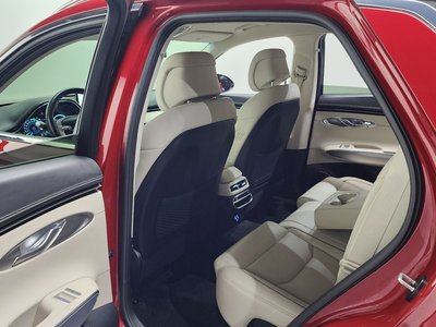 2022 Genesis GV70 — миниатюра 11