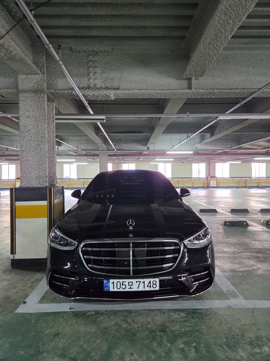 MERCEDES-BENZ S-CLASS - View 1