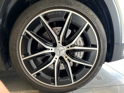 MERCEDES-BENZ GLB AMG - 10