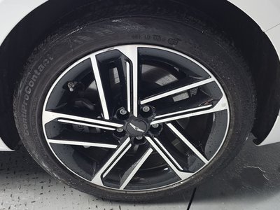 صورة 8 لـ 2024 Genesis G80 (RG3)