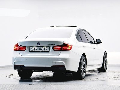 BMW 3 SERIES - 5