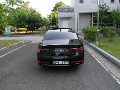 صورة 7 لـ 2022 Genesis G90 (RS4)