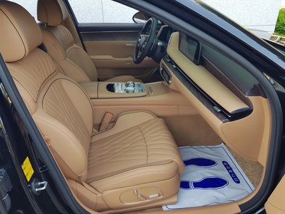 2022 Genesis G90 (RS4) — миниатюра 12