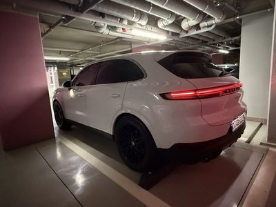 PORSCHE CAYENNE - 3