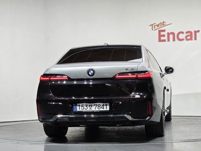 BMW 7 SERIES - 4