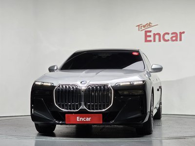 BMW 7 SERIES - 2