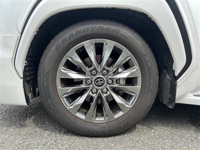صورة مصغرة 33 لـ 2023 Toyota LAND CRUISER 300
