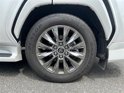صورة مصغرة 32 لـ 2023 Toyota LAND CRUISER 300