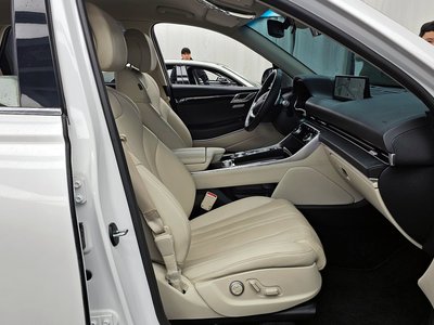 صورة مصغرة 17 لـ 2022 Genesis GV80